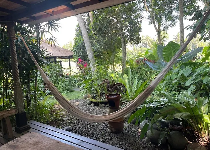 Heliconia, At T House Kaja * أوبود