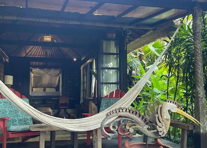 Heliconia, At T House Kaja Chalet