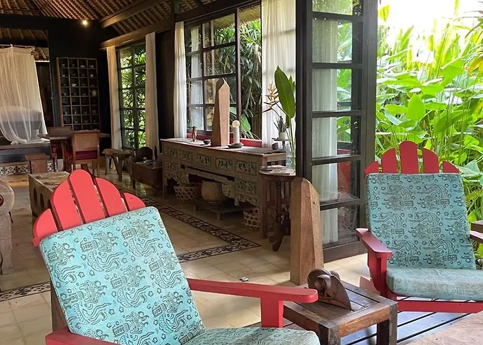 Heliconia, At T House Kaja * أوبود